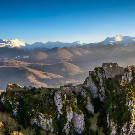 Calme, Vue, Espace Et Privatif *