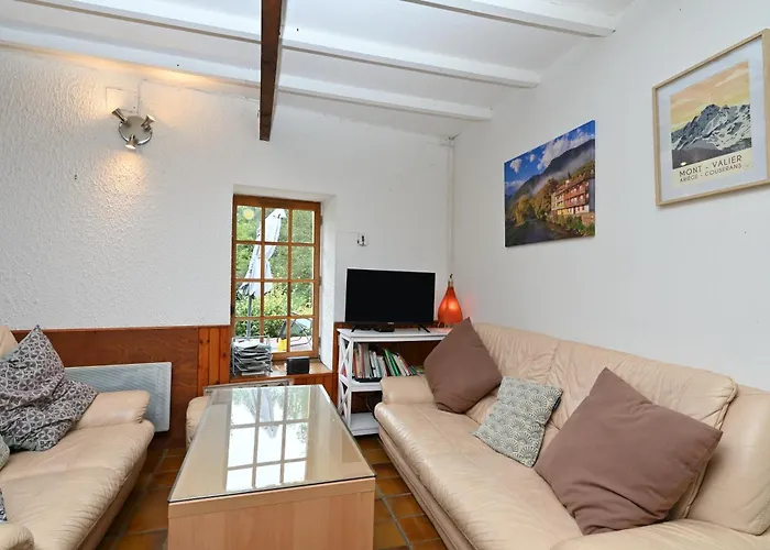 Calme, Vue, Espace Et Privatif